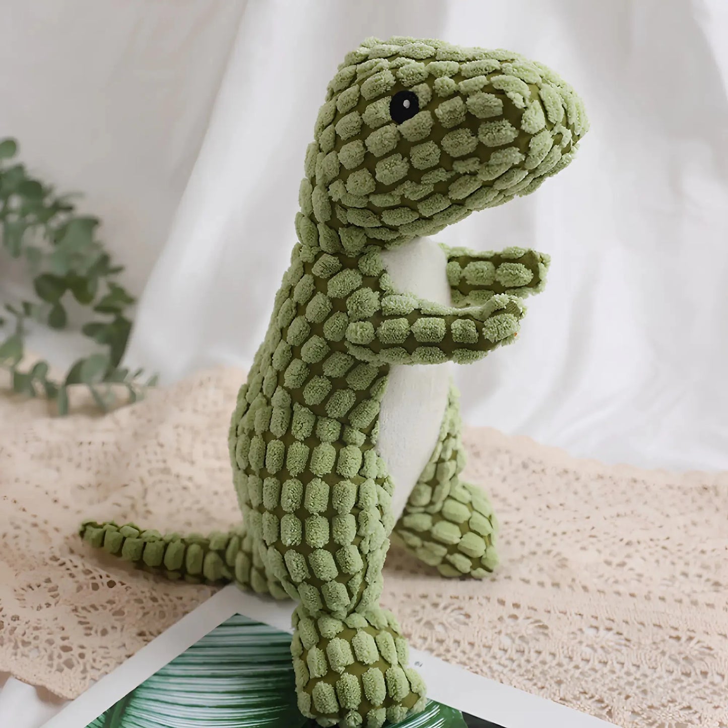 ANN.NUK - SEHR BISSFESTES HUNDESTOFFTIER AUS HOCHWERTIGEM MATERIAL "DINOS" - ANN.NUK