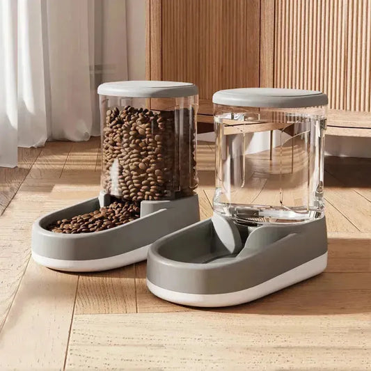ANN.NUK - STYLISCHER FUTTER UND WASSERSPENDER - ANN.NUK